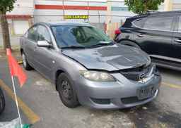 2005 MAZDA 3 I
