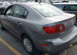 2005 MAZDA 3 I
