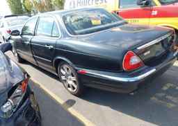 2004 JAGUAR XJ8