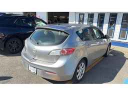 2011 MAZDA 3 I