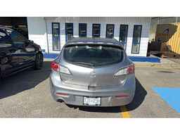 2011 MAZDA 3 I