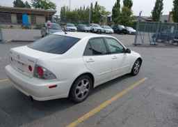 2001 LEXUS IS 300