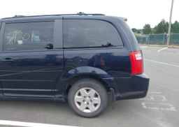 2010 DODGE GRAND CARAVAN SE