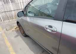2010 TOYOTA YARIS