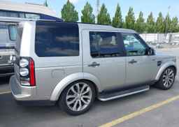 2015 LAND ROVER LR4