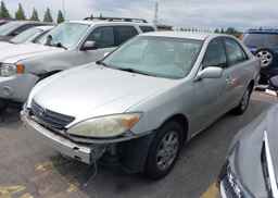 2002 TOYOTA CAMRY LE