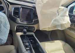 2016 VOLVO XC90