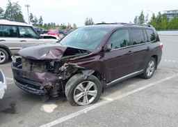 2011 TOYOTA HIGHLANDER SE