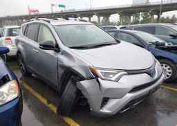 2018 TOYOTA RAV4 HV SE