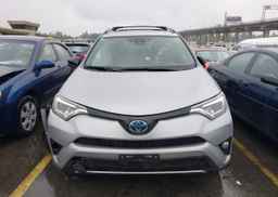 2018 TOYOTA RAV4 HV SE