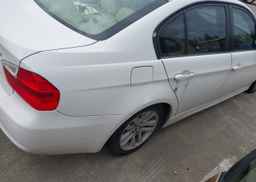 2006 BMW 325I