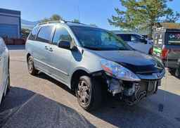 2007 TOYOTA SIENNA CE