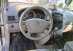2007 TOYOTA SIENNA CE