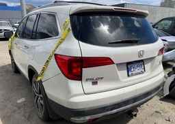2017 HONDA PILOT