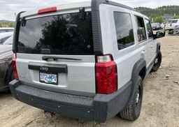 2008 JEEP COMMANDER SPORT