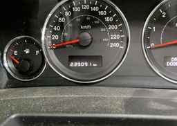 2008 JEEP COMMANDER SPORT
