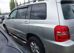2003 TOYOTA HIGHLANDER LIMITED
