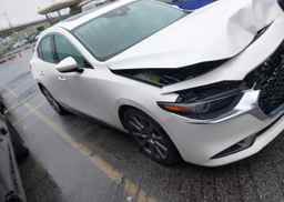 2019 MAZDA 3 PREFERRED