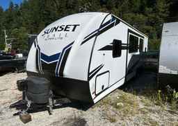 2021 KEYSTONE SUNSET TRAIL SUPER LITE