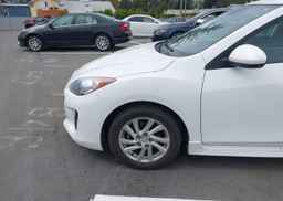 2012 MAZDA MAZDA3 GS-SKY