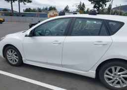 2012 MAZDA MAZDA3 GS-SKY