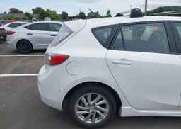 2012 MAZDA MAZDA3 GS-SKY
