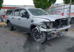 2017 NISSAN TITAN