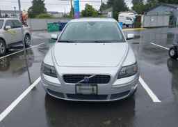 2006 VOLVO v50