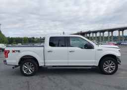 2016 FORD F150