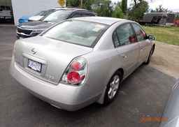 2005 NISSAN ALTIMA S