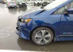 2019 NISSAN LEAF