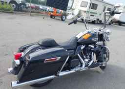 2021 HARLEY-DAVIDSON FLHR