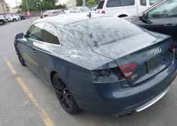 2010 AUDI S5