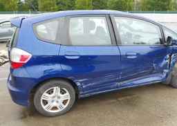 2014 HONDA FIT LX
