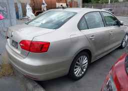 2012 VOLKSWAGEN JETTA