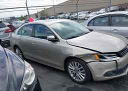 2012 VOLKSWAGEN JETTA