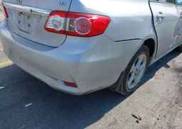 2011 TOYOTA COROLLA S