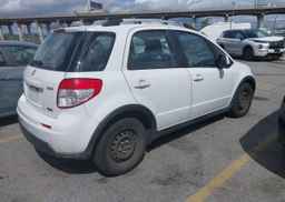 2010 SUZUKI SX4