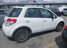 2010 SUZUKI SX4