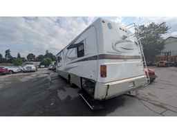2003 HOLIDAY RAMBLER VACATIONER