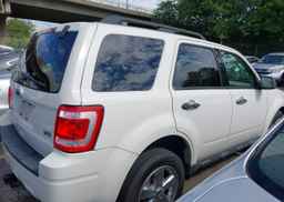 2011 FORD ESCAPE XLT