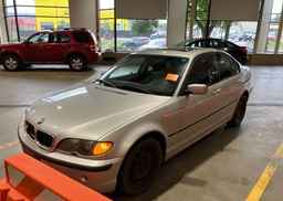 2005 BMW 325I