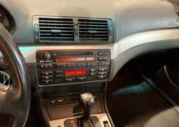 2005 BMW 325I