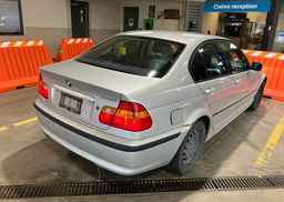 2005 BMW 325I