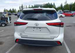 2022 TOYOTA highlander xle