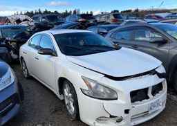 2014 NISSAN MAXIMA S