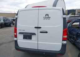 2018 MERCEDES-BENZ METRIS