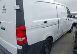 2018 MERCEDES-BENZ METRIS