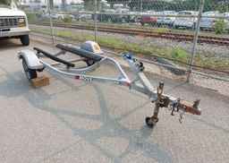2021 KARAVAN BOAT TRAILER