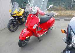 2024 VESPA GTS